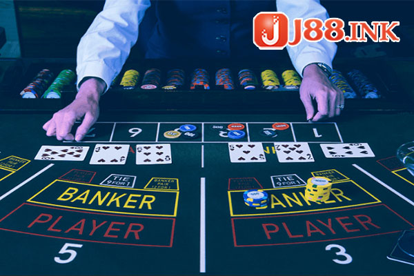 Cách tính điểm khi chơi Baccarat trực tuyến